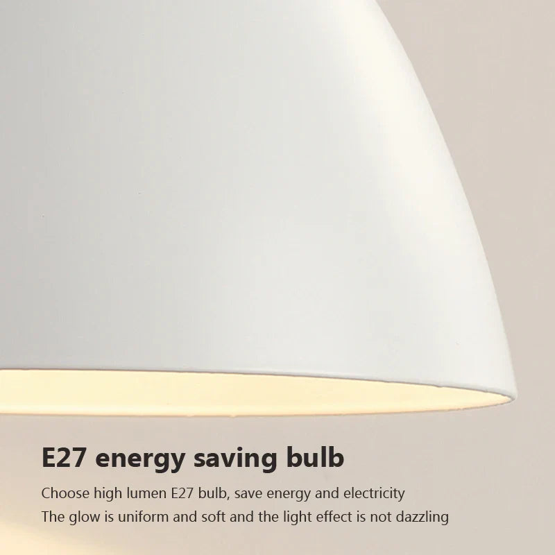 NordicGlow - LED Vägglampa med Trädetaljer och Läderrem