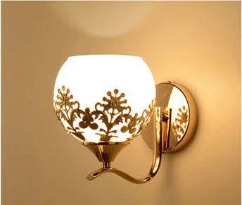 CrystalLuxe - LED Vägglampa Guld Sovrum &amp; Vardagsrum Stämningsbelysning