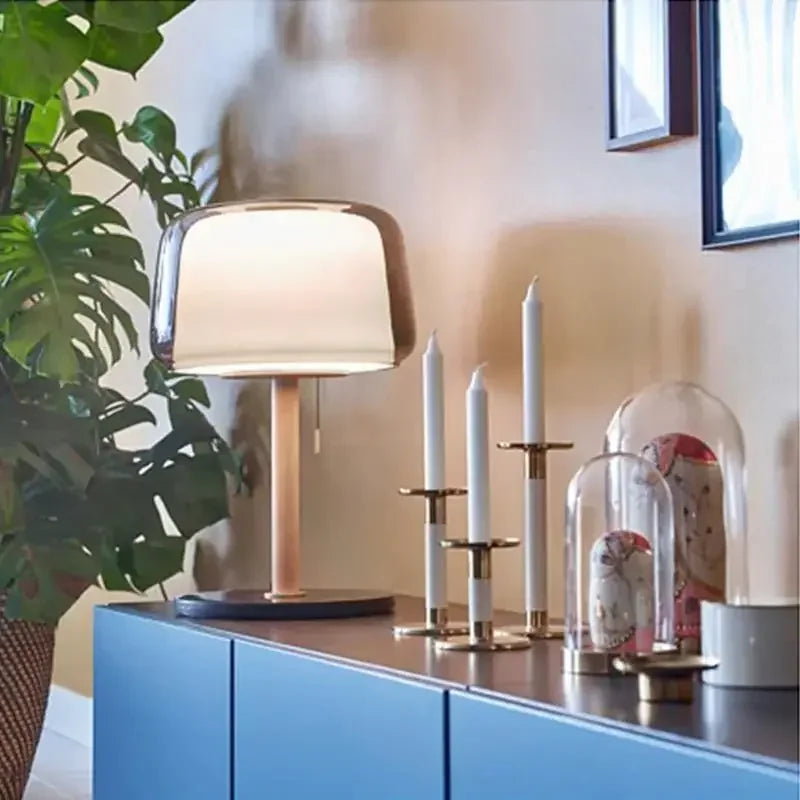 LumeHaven – Nattlampa med Träbas och LED-belysning