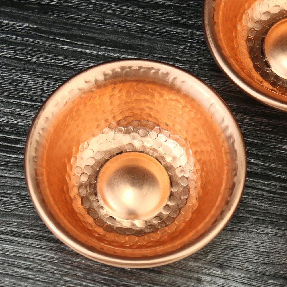 RimCurve – Rund skål med reflekterande design och mjukt böjda kanter