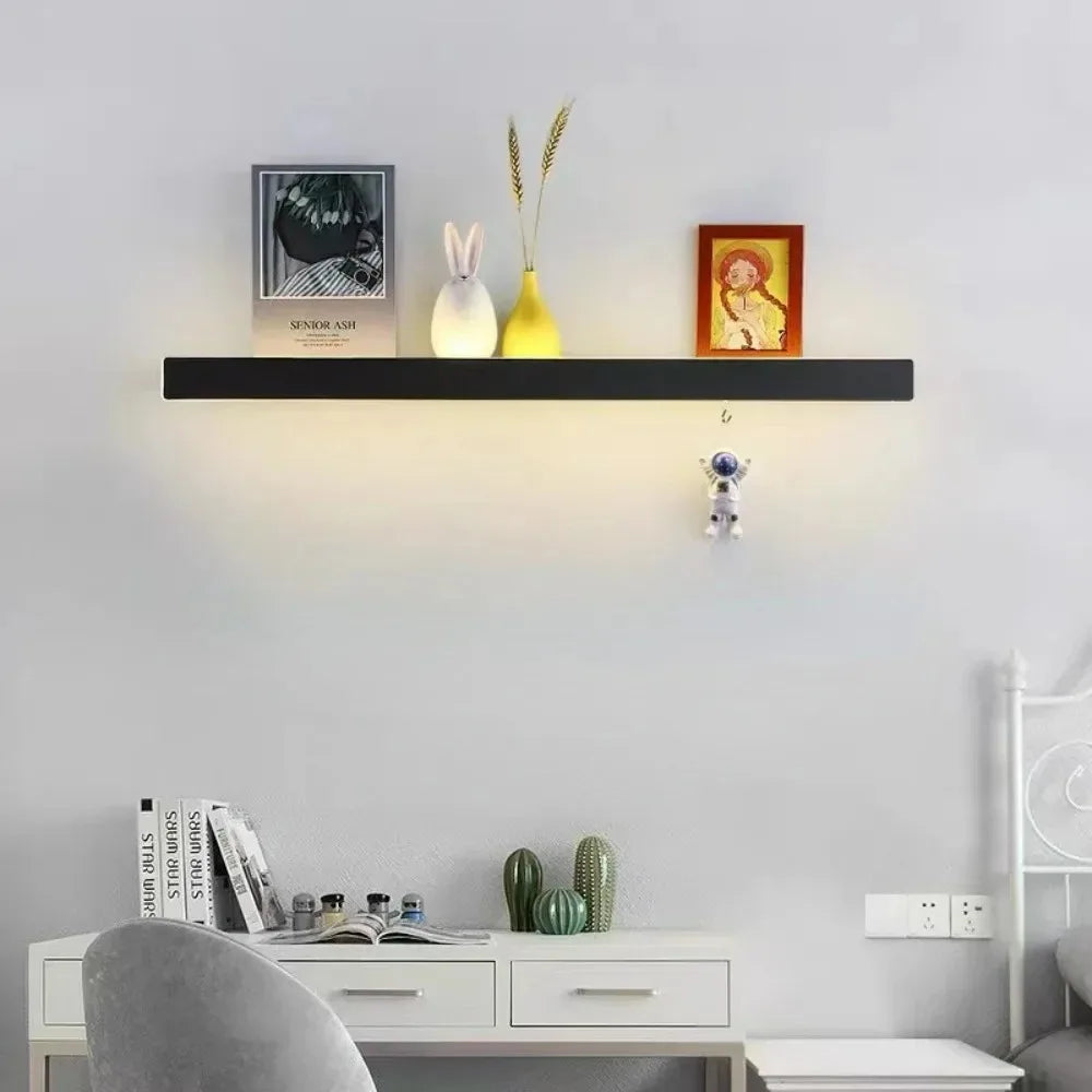 Luntheris | Modern LED-vägglampa med integrerad natt hylla
