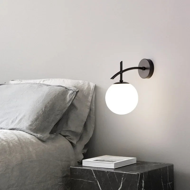 LumiWandlampa - Glaserad Sängrumsbelysning Svart Guld Vägglampa