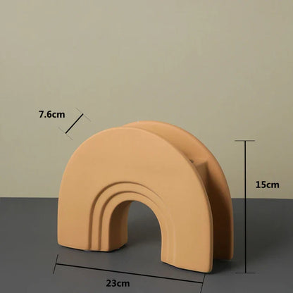 NordHaus – Skulpterad geometrisk vas med unikt hantverksdesign
