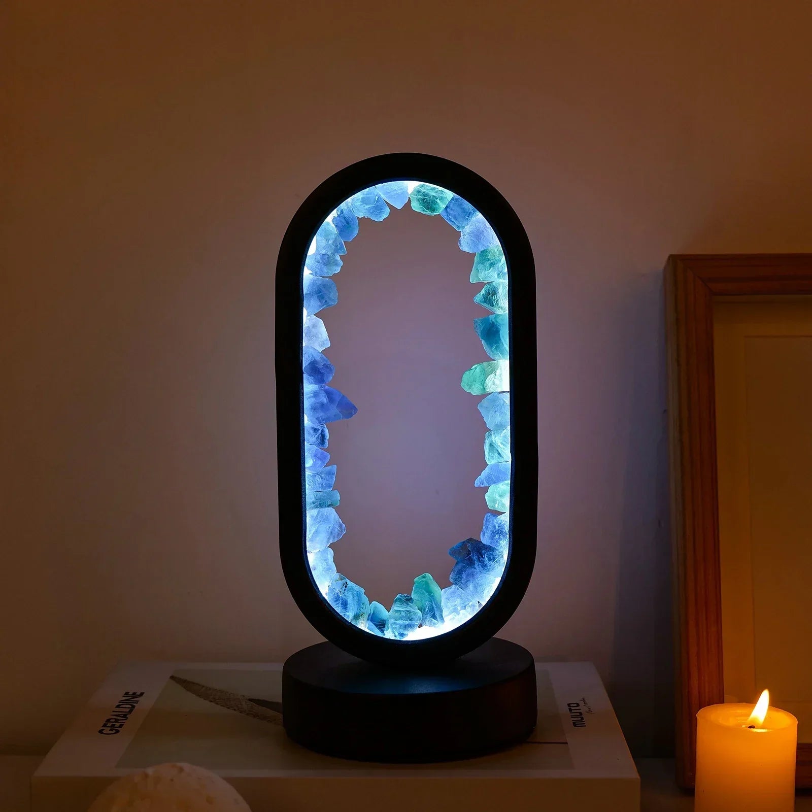 AuraStone Soluna | Amethyst kristallampa med mjukt naturbelysning