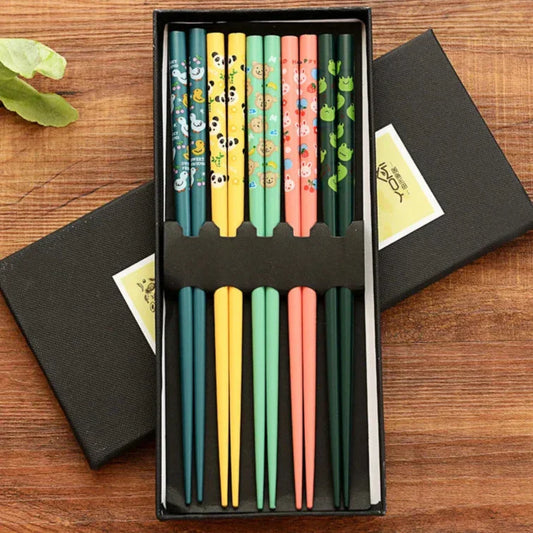 Carvallo – Lyxig 5-delars bambu ätpinnar presentset med kulturella mönster