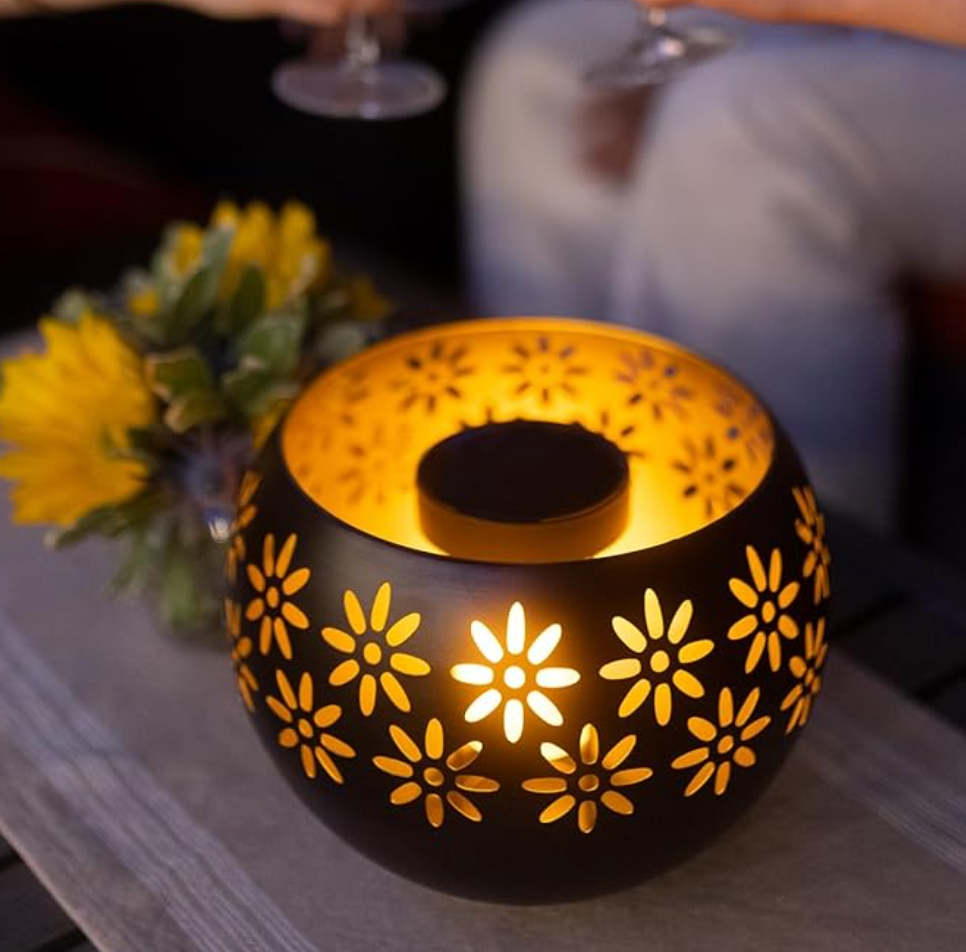 GlowFlame™ - Blommönster Ljuslampa