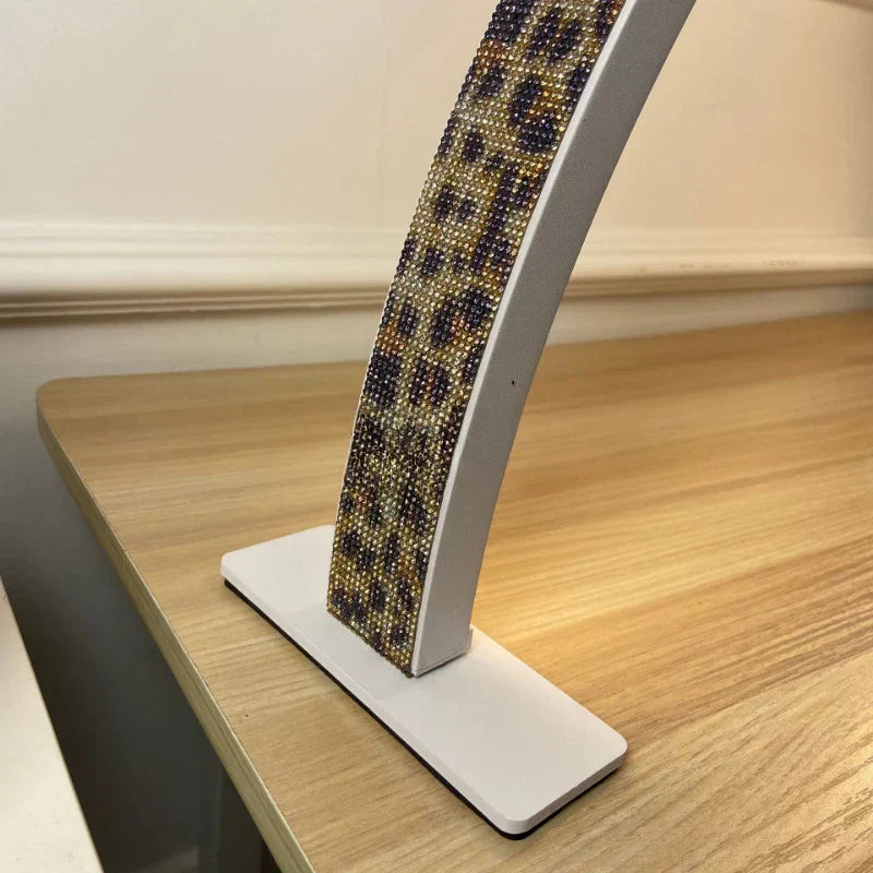 LunaGlow – LED Skönhetslampa för Fransförlängningar &amp; Smink | Dimmbar Precisionsbelysning