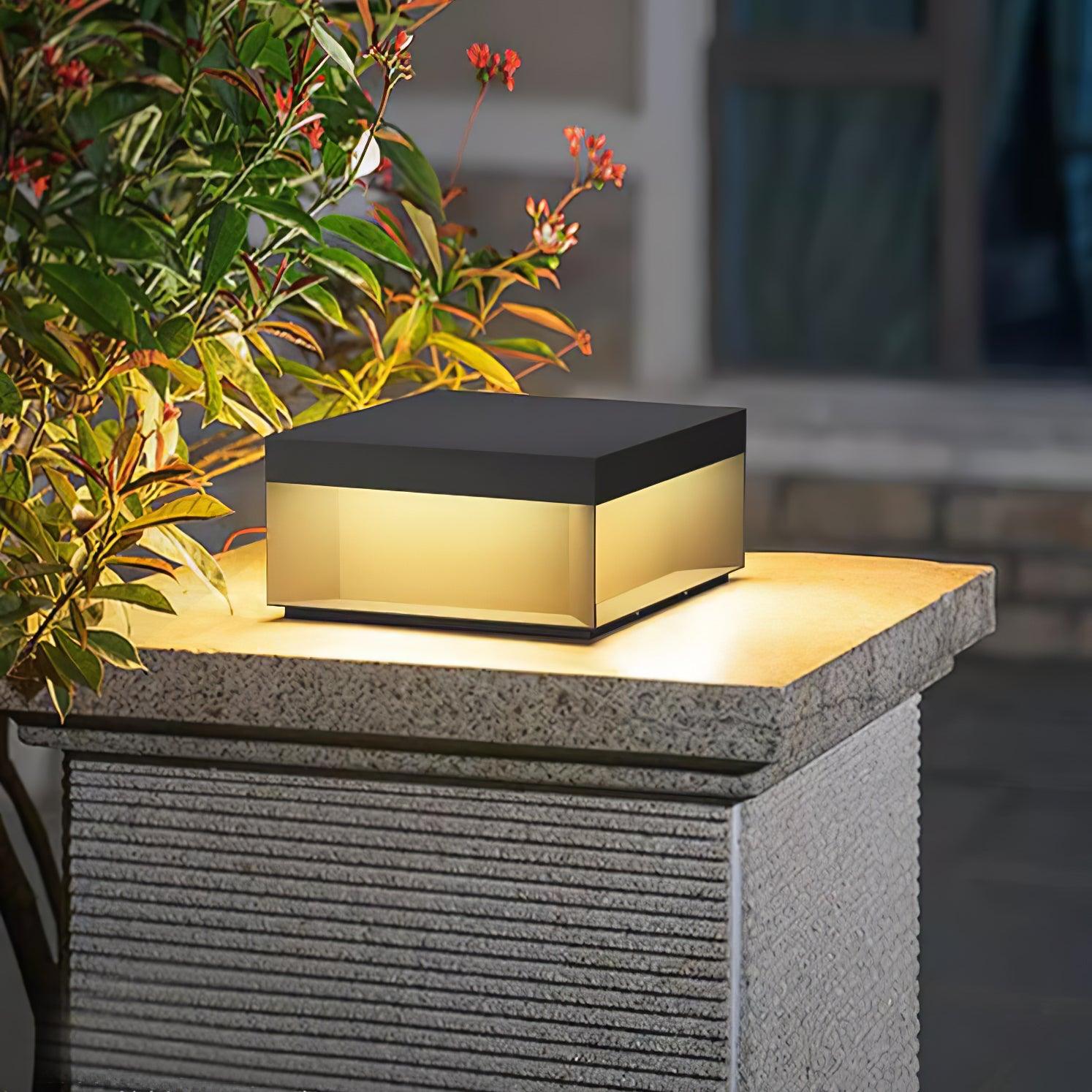 Matt svart ram sol utomhus postlampa