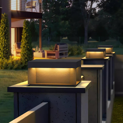 Matt svart ram sol utomhus postlampa