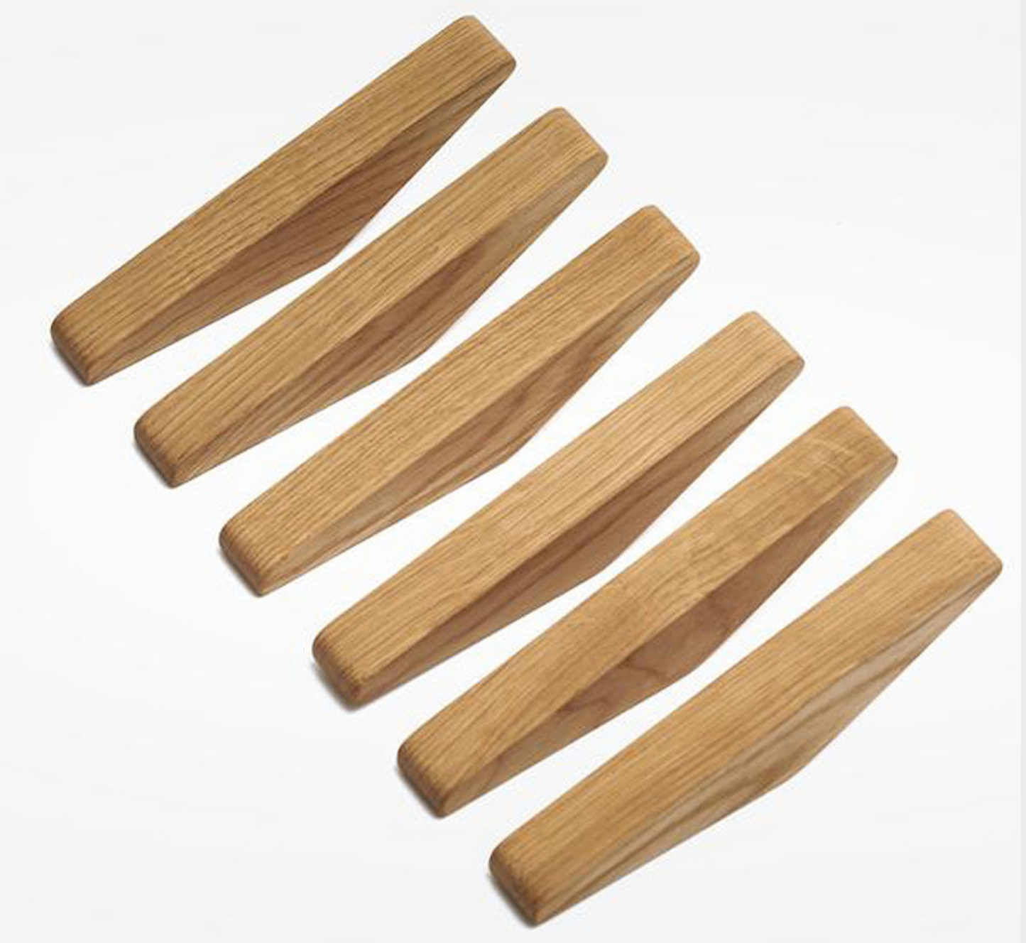 Carvallo – Set om 2 handgjorda träväggkrokar med boho charm