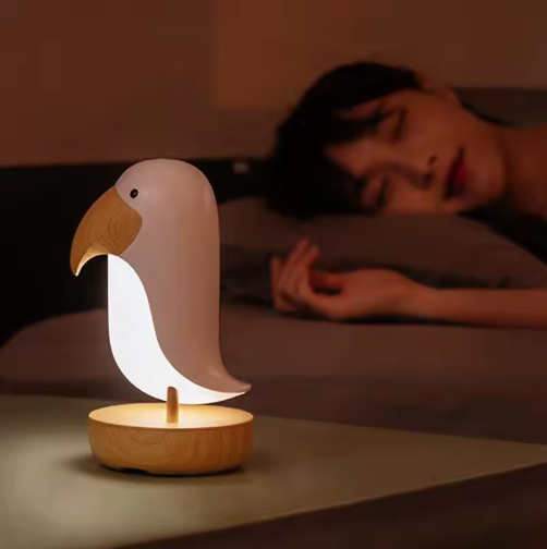 LumoNest Ava | Uppladdningsbar LED-nattlampa i fågeldesign