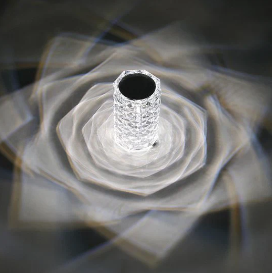 LED-lampa i kristalldesign