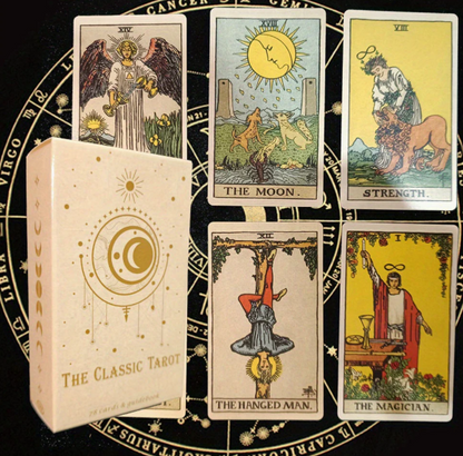 Traditionellt tarotkortspel med 78 kort