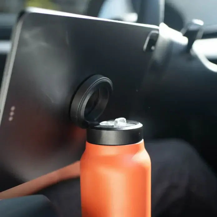 Royallure Magnetisk Vattenflaska – Isolerad, Telefonhållande, Läckagefri Design