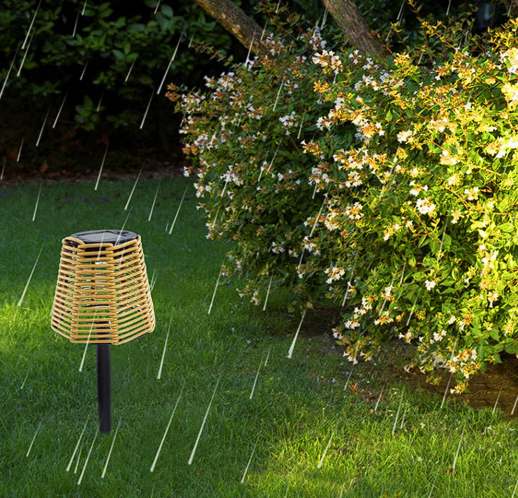 Carvallo LightLantern Solarlampa Rattanutseende | Väderbeständig IP65 | Varm LED-belysning | 36x11x10 cm