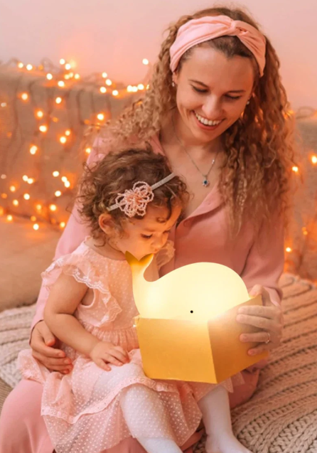 Charmig färgväxlande val nattlampa