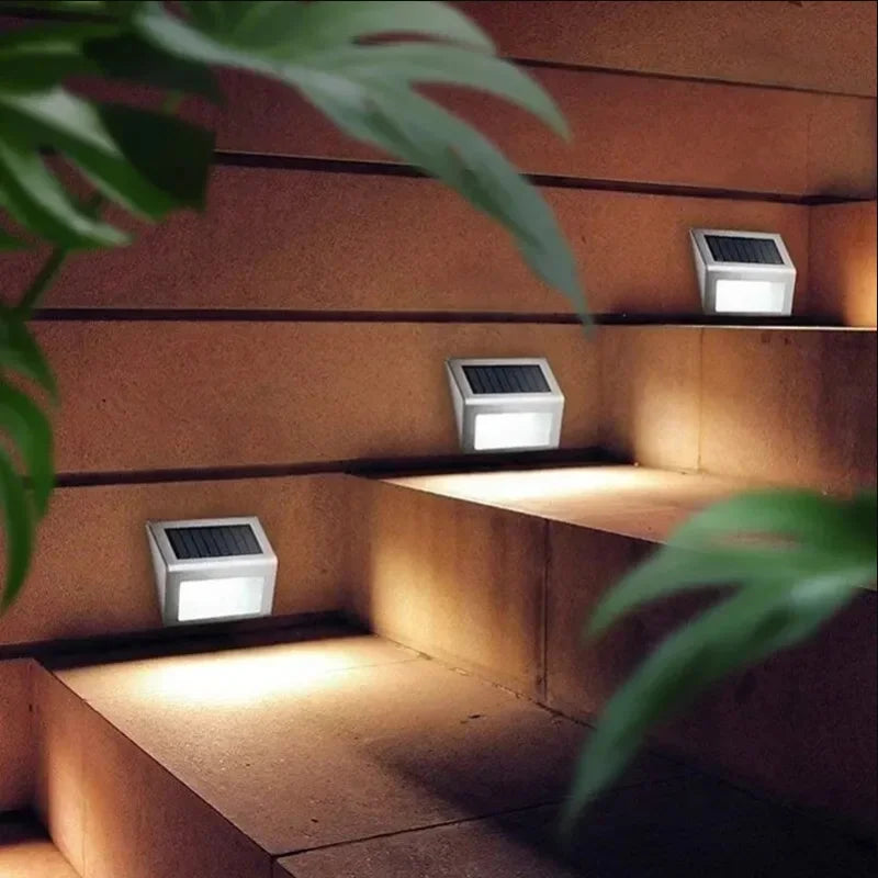 Carvallo Solar Steplight Rostfritt Stål | 3 LEDs | IP45 Vattentät | Miljövänlig & Korrosionsbeständig | För Trädgård, Staket & Vägg