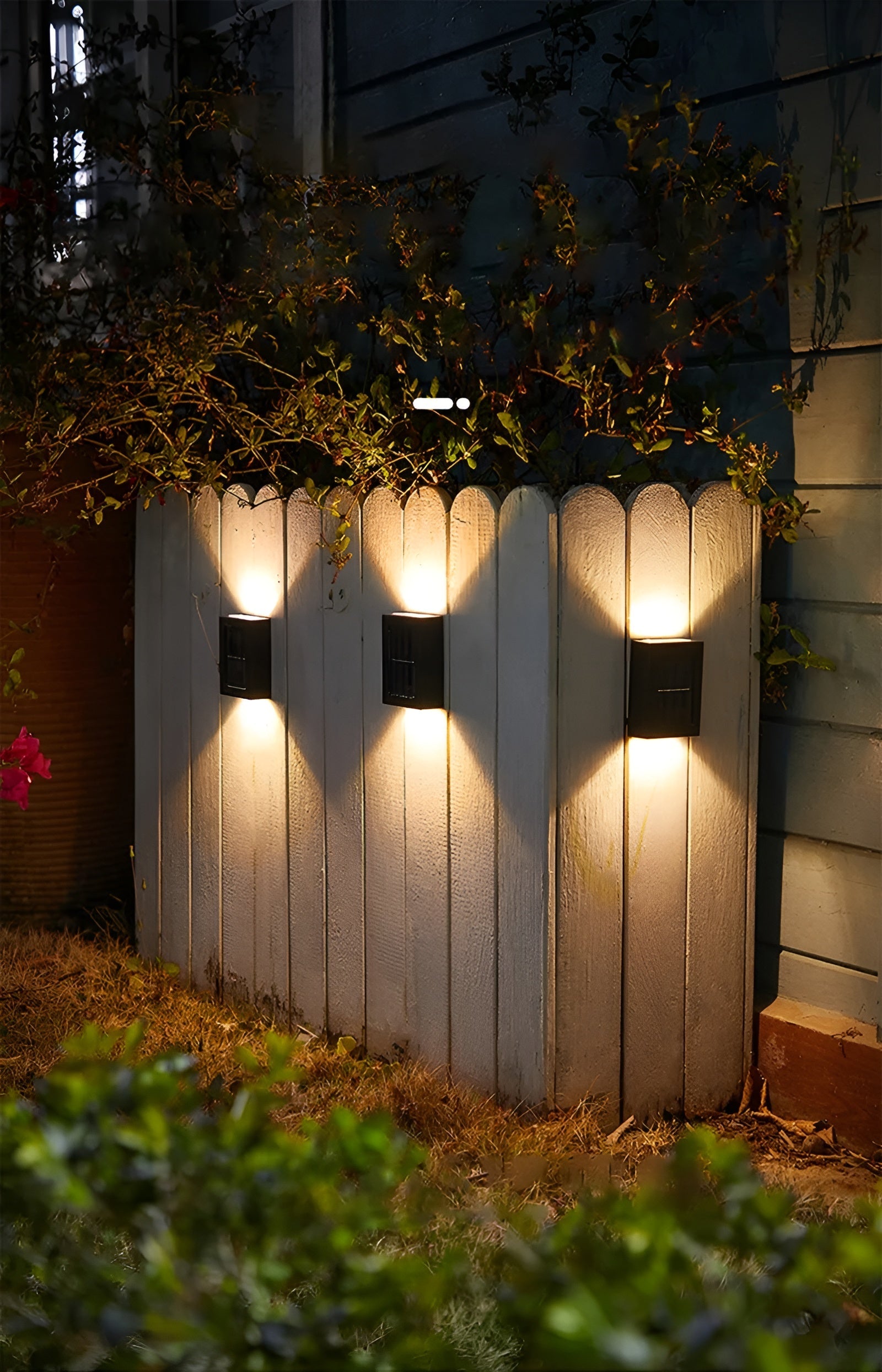 Solarlampa med rörelsesensor – LED utomhusbelysning för hem och trädgård