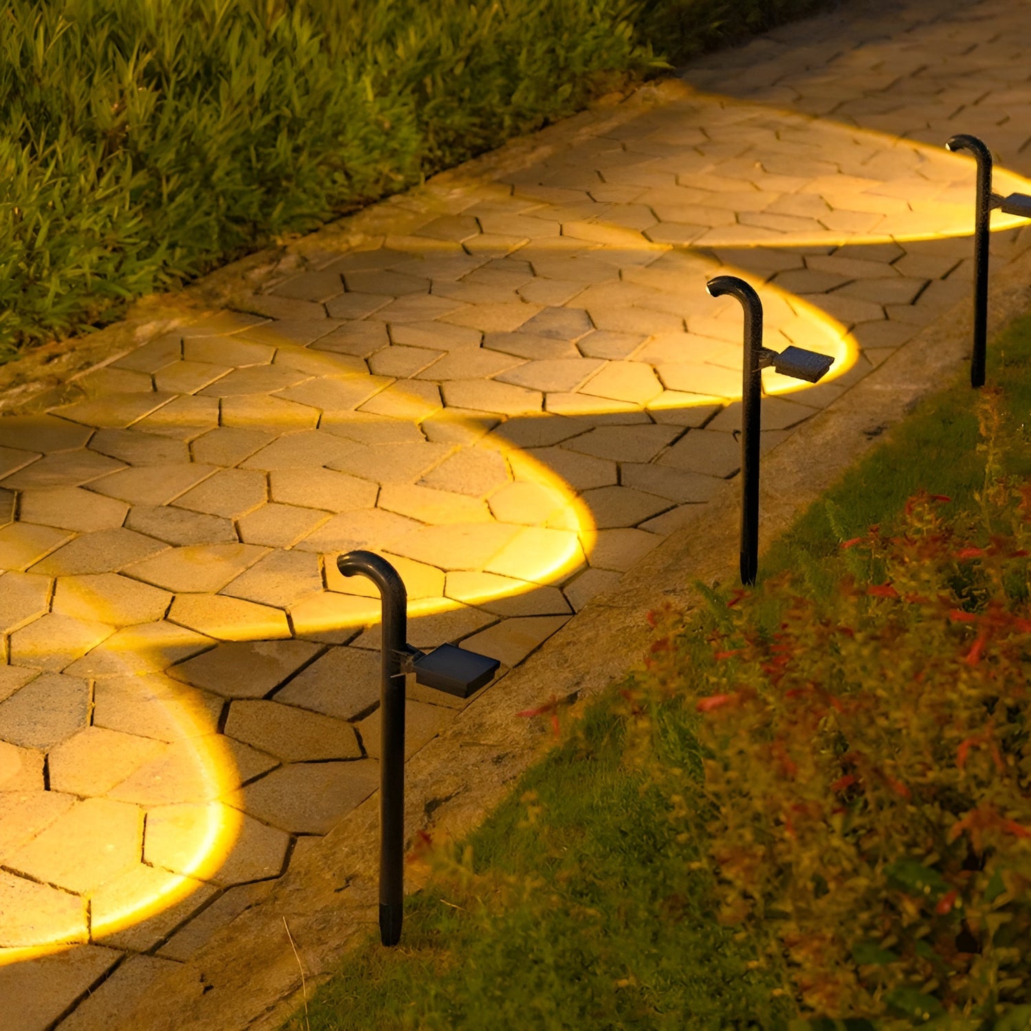 LED Solarlampor för trädgården – Dekorativ väg belysning för gård och uppfart