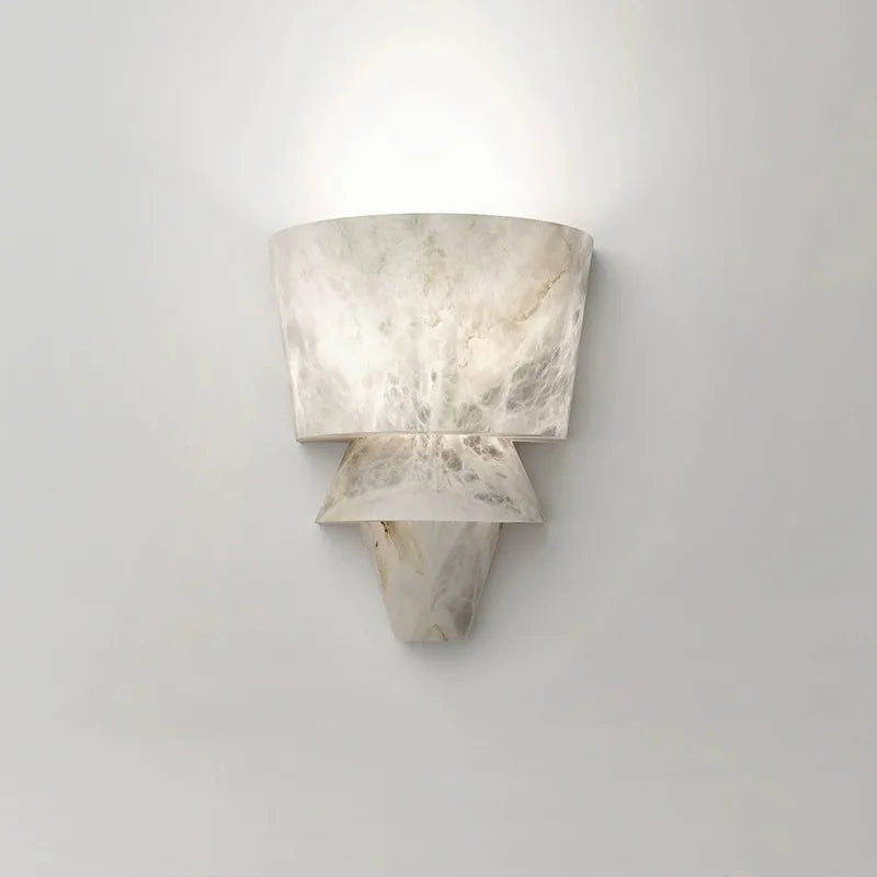 MarmorGlow - Minimalistisk Vägglampa i Natursten