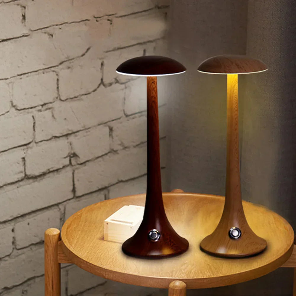 LumaWood - Uppladdningsbar LED Bordslampa med Trädesign, Dimbar och Trådlös