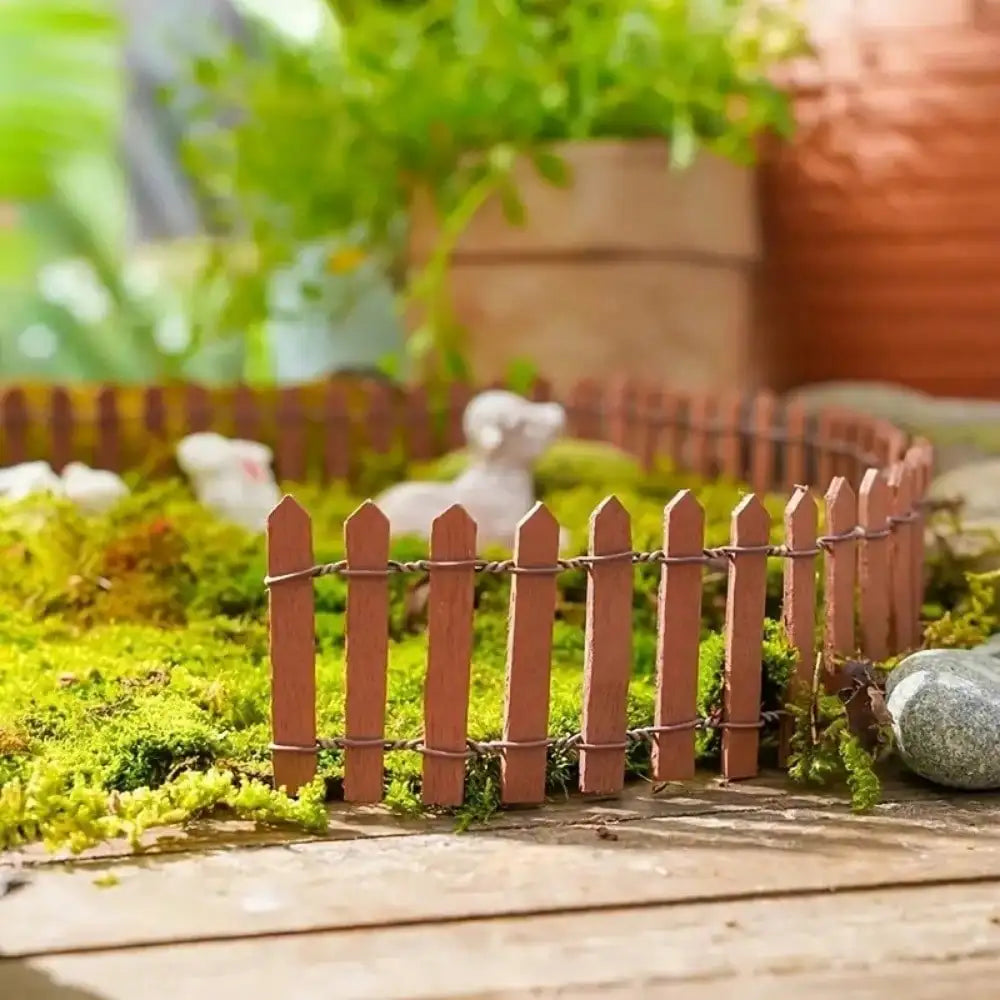 Carvallo Miniature Wooden Fence for Fairy Garden &amp; Decor | 1 Piece | For Flower Pots, Mini Landscapes &amp; Room Decor | Natural Decor for Home &amp; Garden