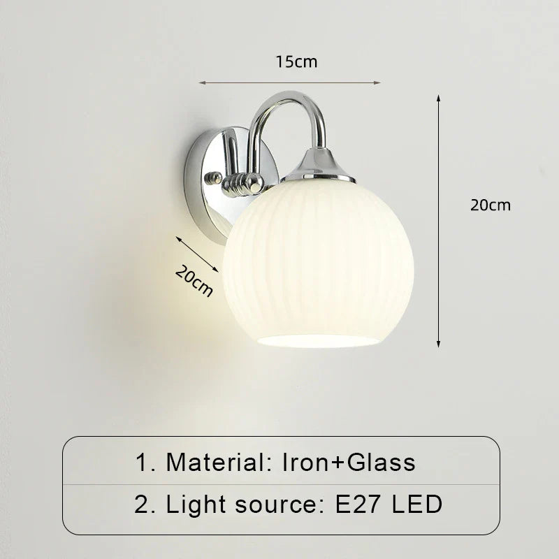 ModernWall - Nordisk LED Vägglampa med Glaslock för Stämningsfull Inomhusbelysning