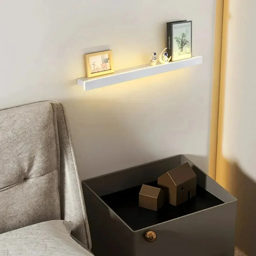 Luntheris | Modern LED-vägglampa med integrerad natt hylla