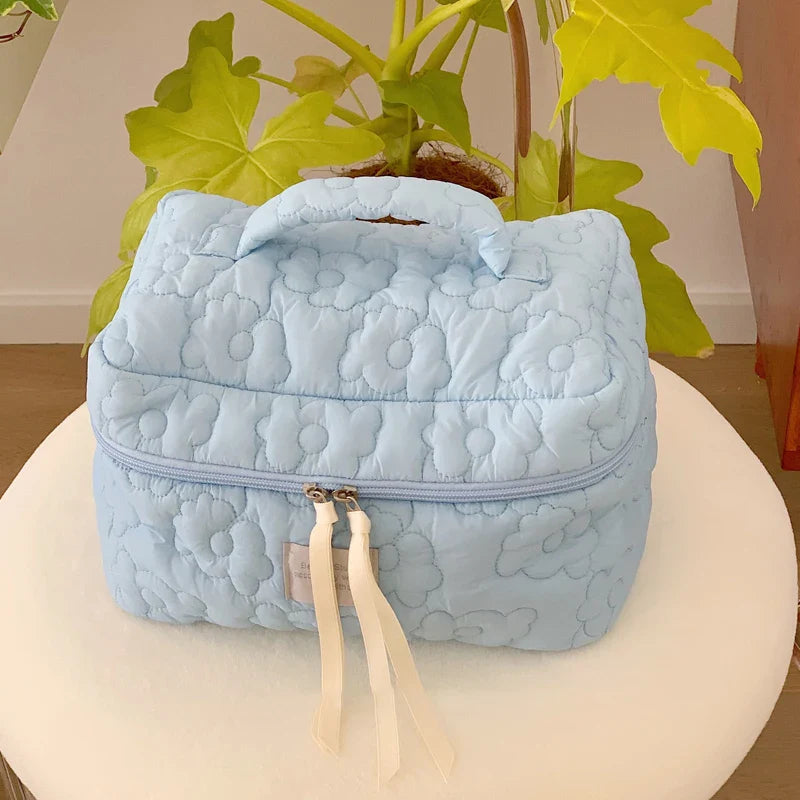 Carvallo Vadderad KosmetiskPåse i Bomull | MakeupPåse med Dragkedja för Damer | Resekulturpåse med Blommönster & Inre Fack