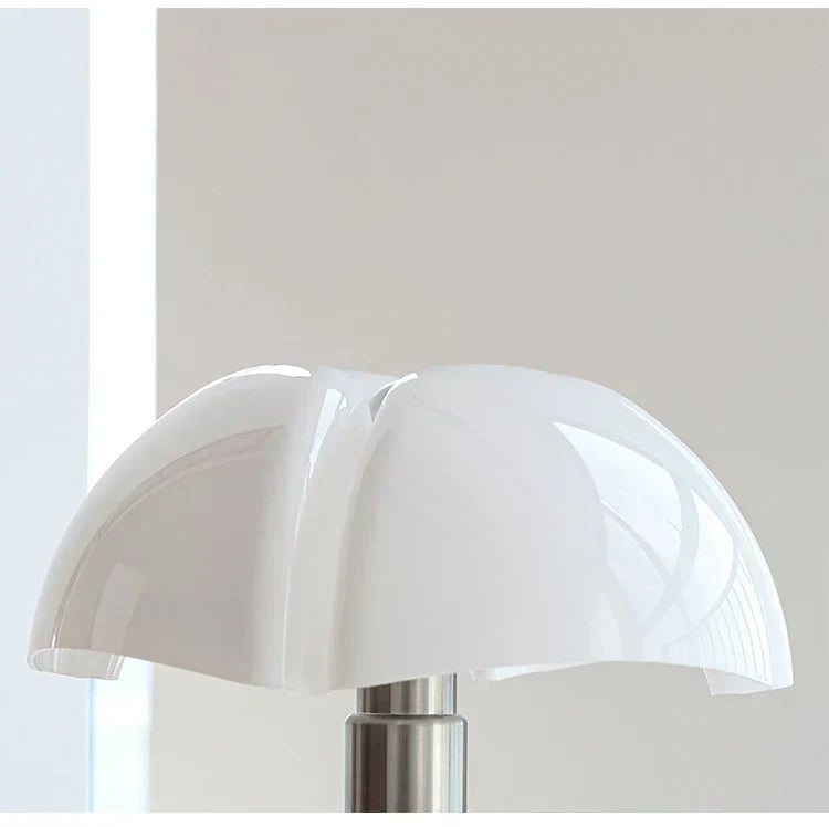 CubeLume – Elegant Klassiskt Ljus