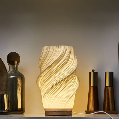 BreezeCrest – Lugnande lampa med kustnära charm