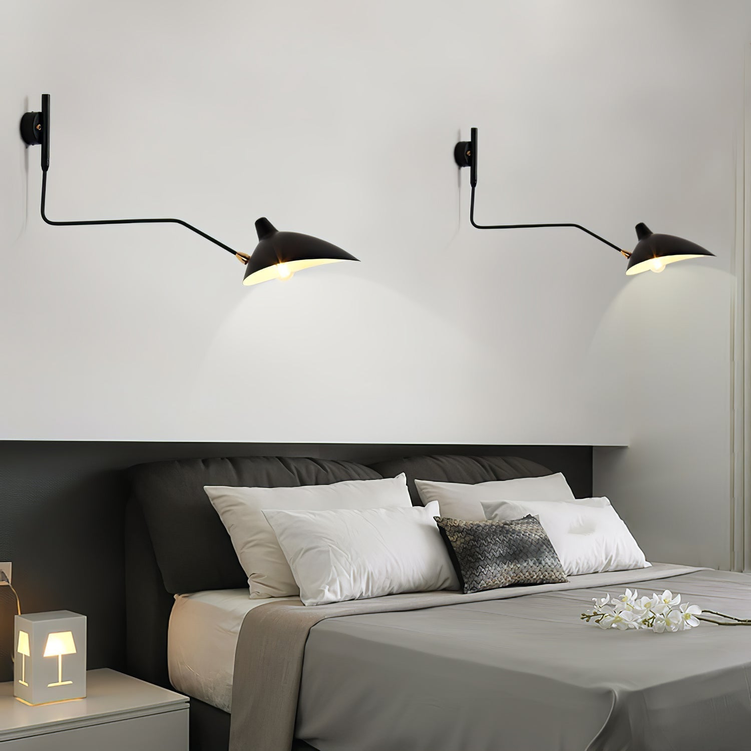 Äkta Serge Mouille Vägglampa – Designer Minimalistisk Sconce