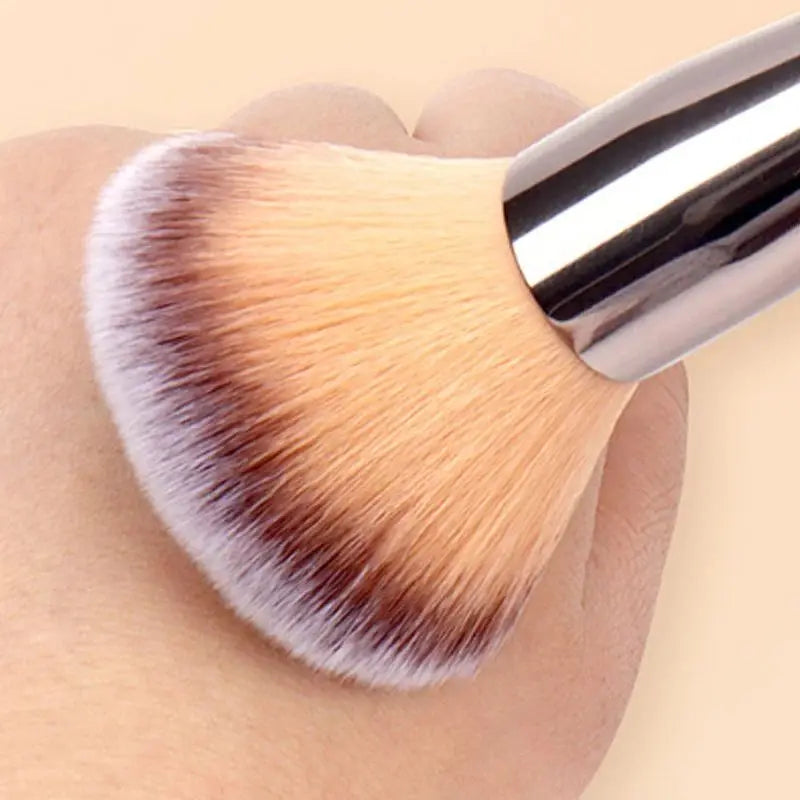 Carvallo-up Penselsæt LuxeBrush Gold | 10-delt | Bløde syntetiske hår & trægreb | Præcis & skånsom mod huden