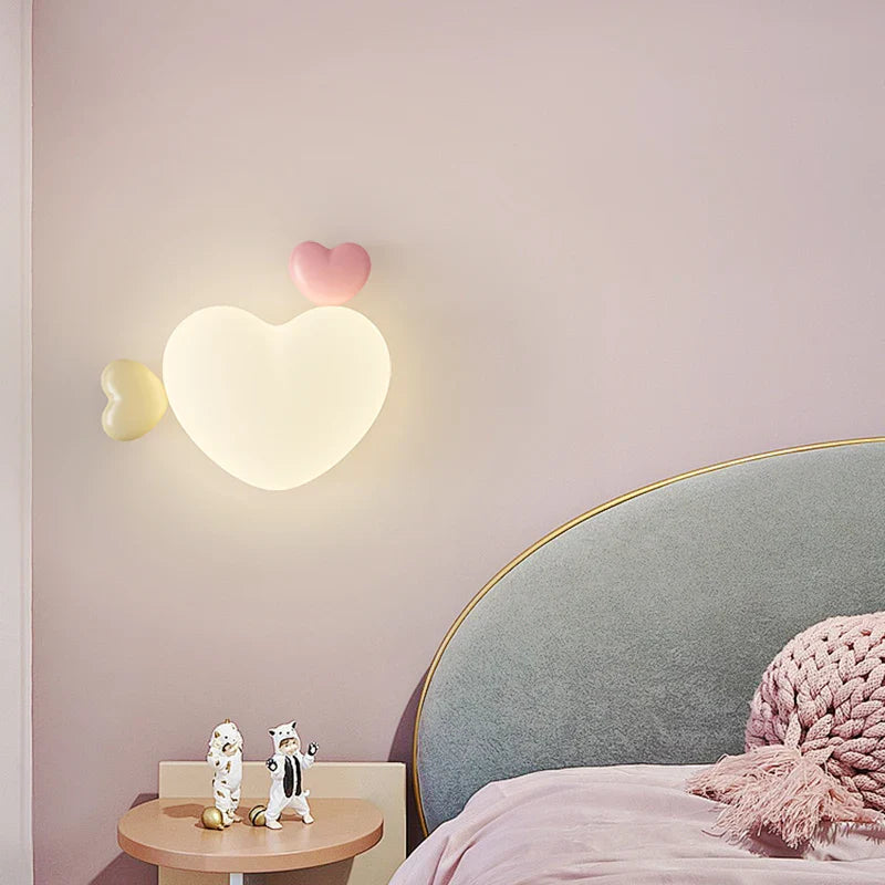 LoveLicht - Rosa Kronmoln Hjärtdesign LED Sänglampa