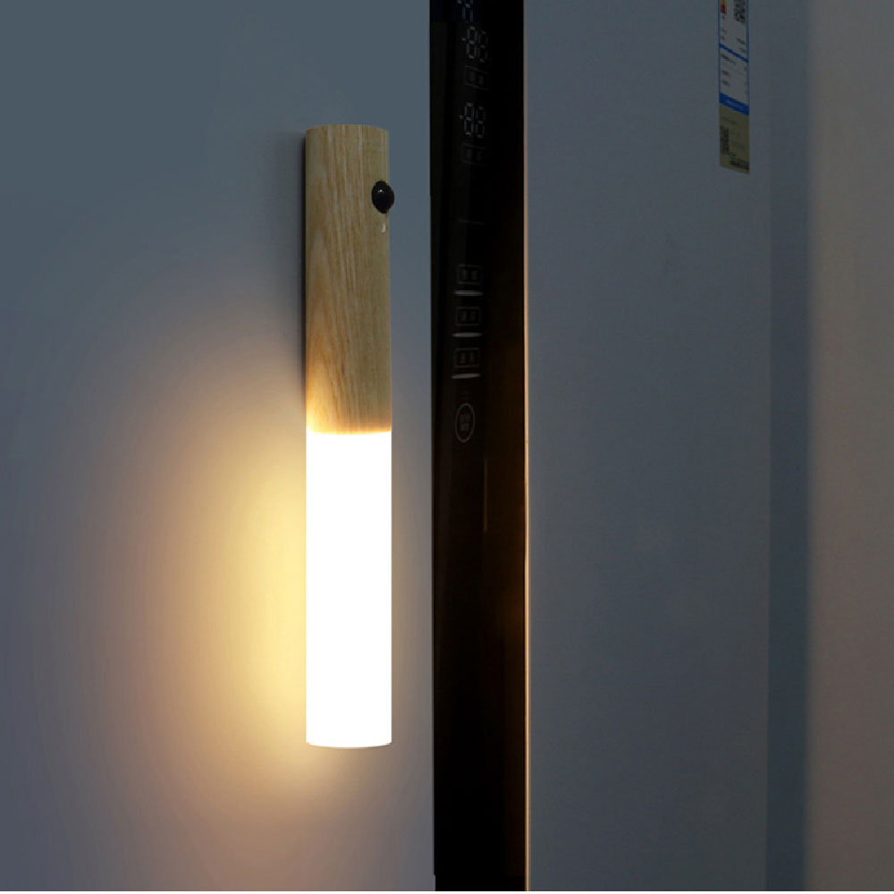 LumiFlex - Unik LED Vägglampa med Mångsidig Design