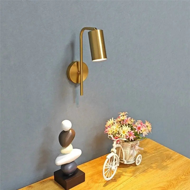NordicLuxe - Guld Vägglampor Modern Sovrum Lampa för Läsning