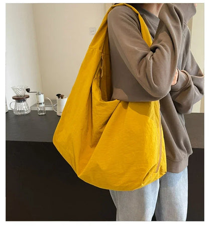 Praktisk och stilfull dam multifunktionshandväska