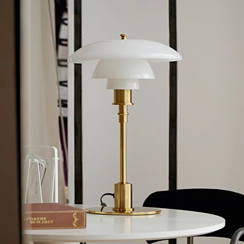 Nordisk Design Bordslampa