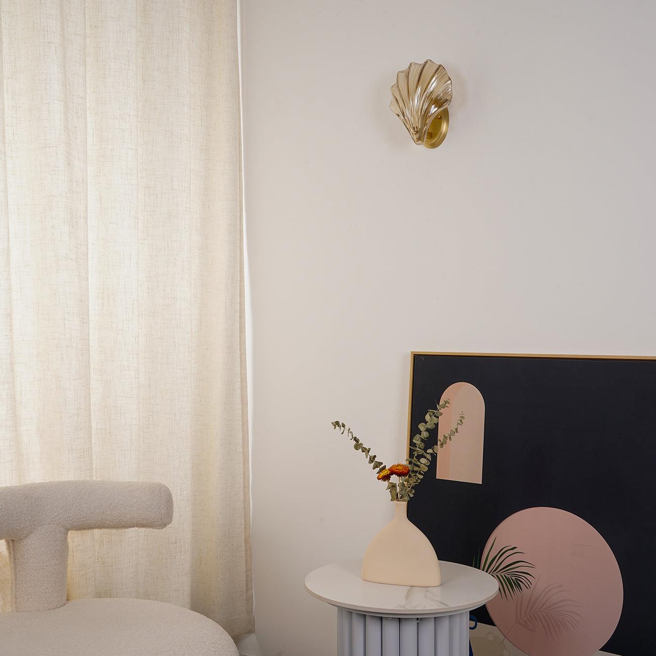Elegant Shell Vägglampa – Kustinspirerad Sconce för Strandiga Vibes