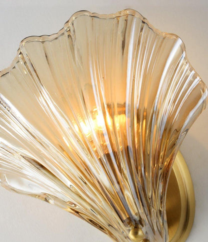 Elegant Shell Vägglampa – Kustinspirerad Sconce för Strandiga Vibes