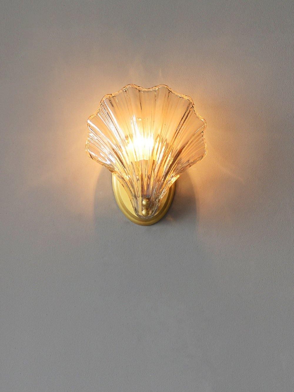 Elegant Shell Vägglampa – Kustinspirerad Sconce för Strandiga Vibes