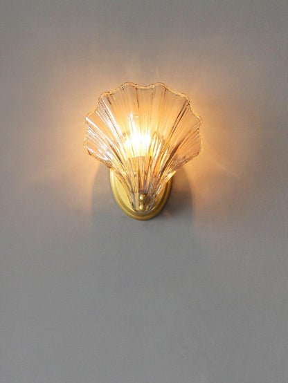 Elegant Shell Vägglampa – Kustinspirerad Sconce för Strandiga Vibes