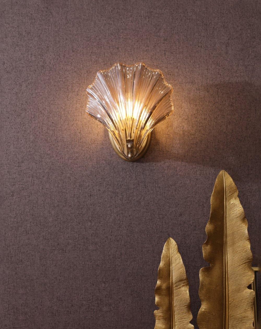 Elegant Shell Vägglampa – Kustinspirerad Sconce för Strandiga Vibes