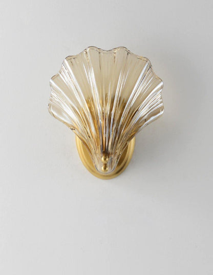 Elegant Shell Vägglampa – Kustinspirerad Sconce för Strandiga Vibes