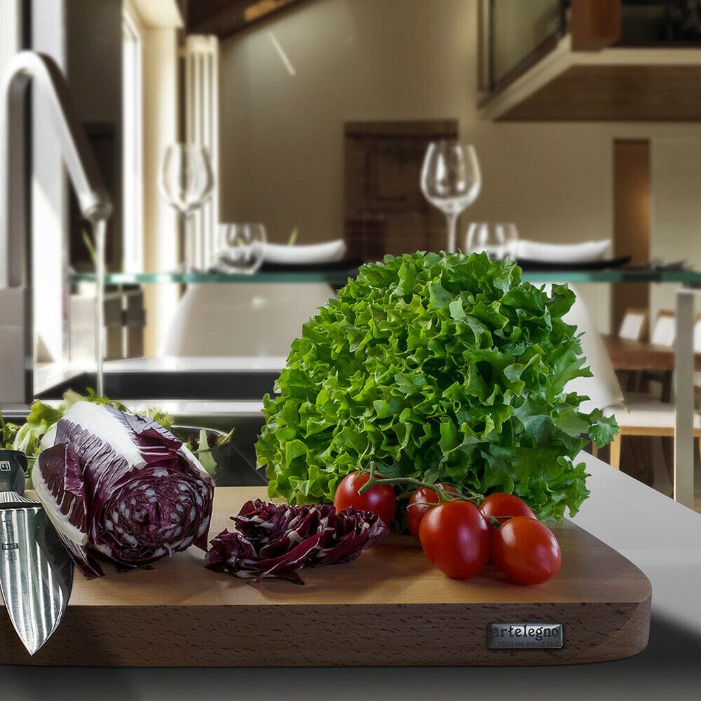 Siena skärbräda i valnöt från Artelegno – Italiensk hantverk för kök och gastronomi