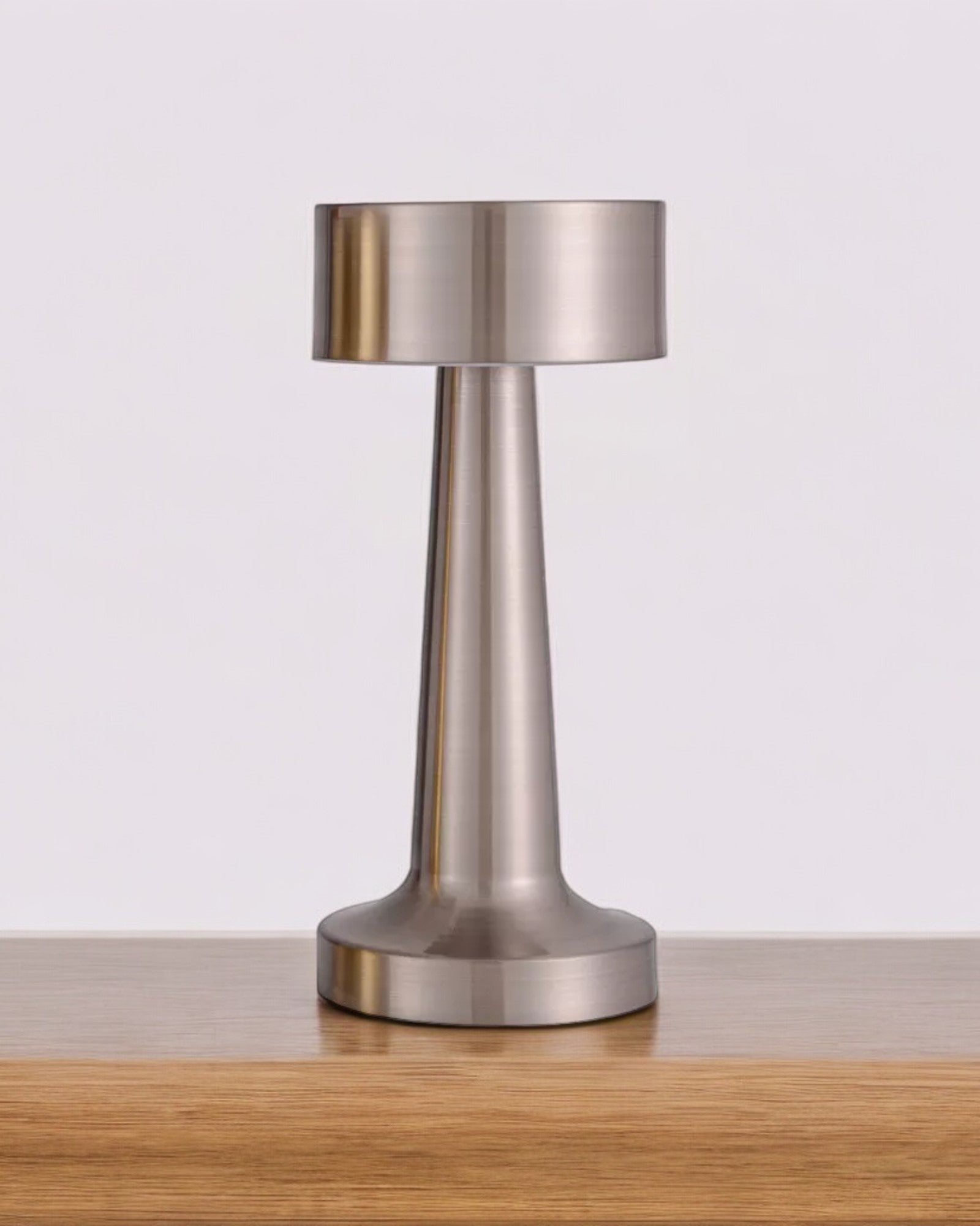 LED Bordslampa - Guld - Dimbara - Touchknapp - Modern Design
