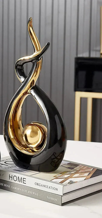 Abstrakt Keramisk Skulptur | Modern Inredning med Guld Accenter | Hylla eller Skrivbordsornament