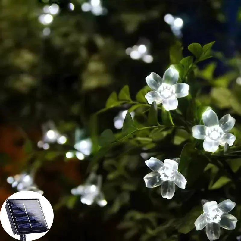 BloomGlow - Solarlampa för trädgården