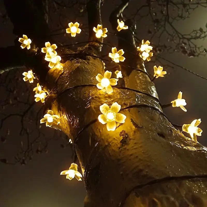 BloomGlow - Solarlampa för trädgården