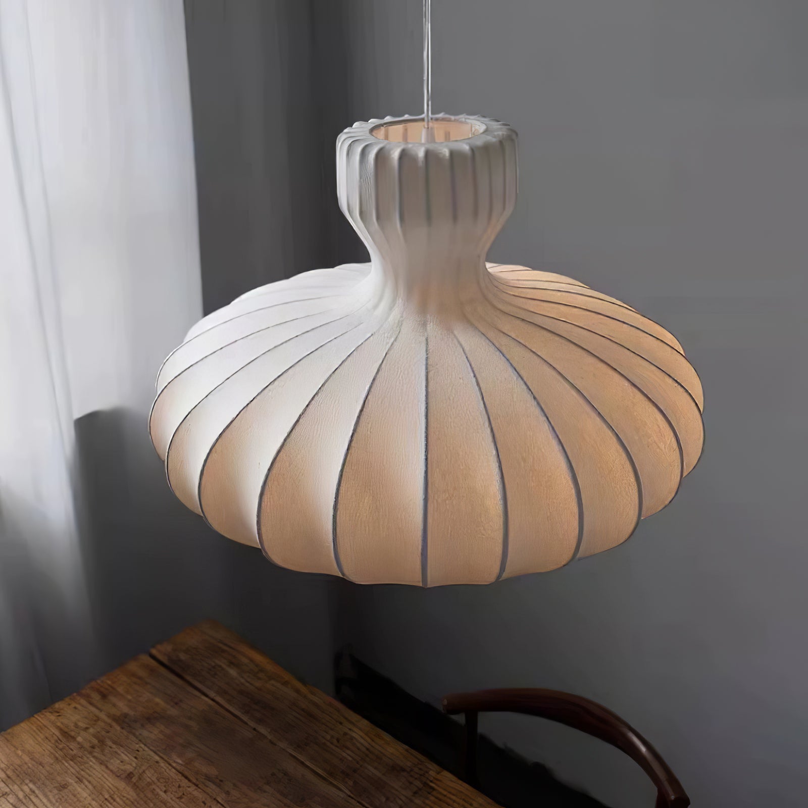 VividPetals Taklampa